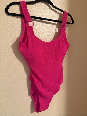 Vince Camuto Hot Pink Textured One-Piece Swimsuit